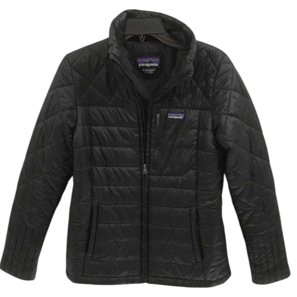 Patagonia Women’s Light Weight Black Puffer Jacket Medium